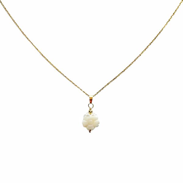 The primrose necklace