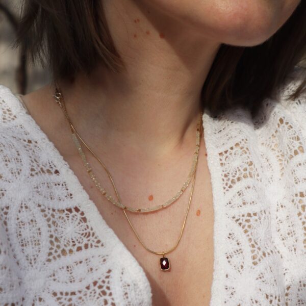 The lola necklace