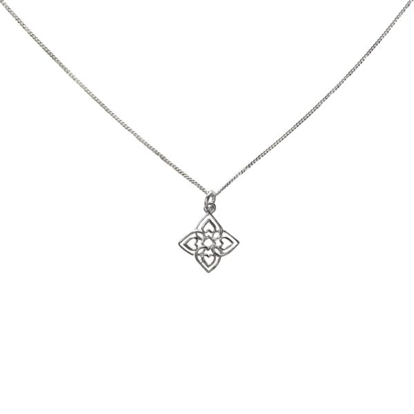 The kae necklace