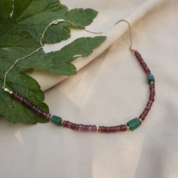 The lyra necklace