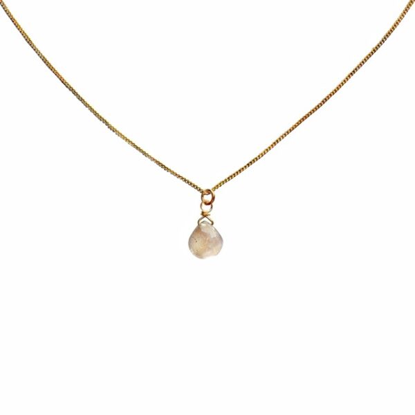 The delia necklace