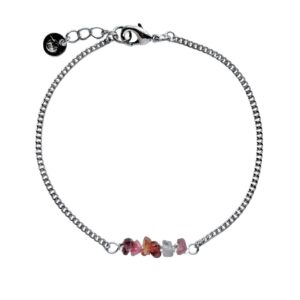 Zilverkleurige schakelarmband met in het midden saffier in een mix van kleuren. Tinten van paars tot wit.