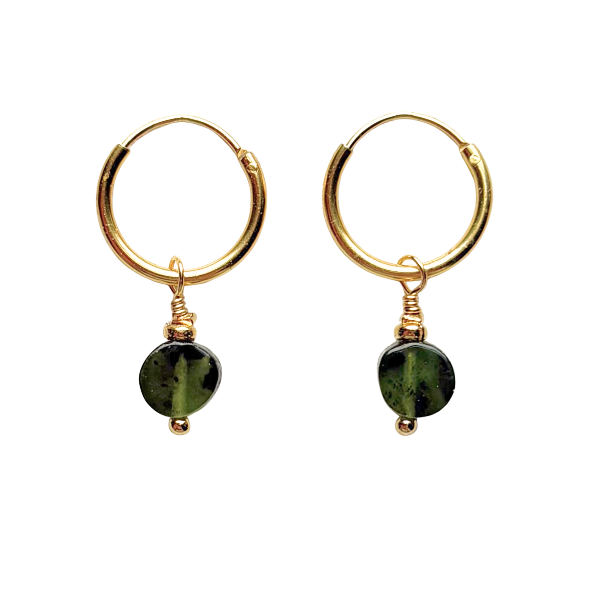 Muntjes oorbellen “Rumi” met groene serpentijn. Edelsteen muntjes.