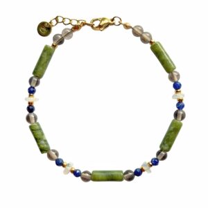 Kralenarmband met jade, sodaliet, maansteen en rookkwarts. Afgewerkt met stainless steel.