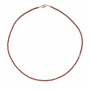 Edelsteen kralenketting met rode jaspis kraaltjes van 2mm en metalen detail kraaltjes.